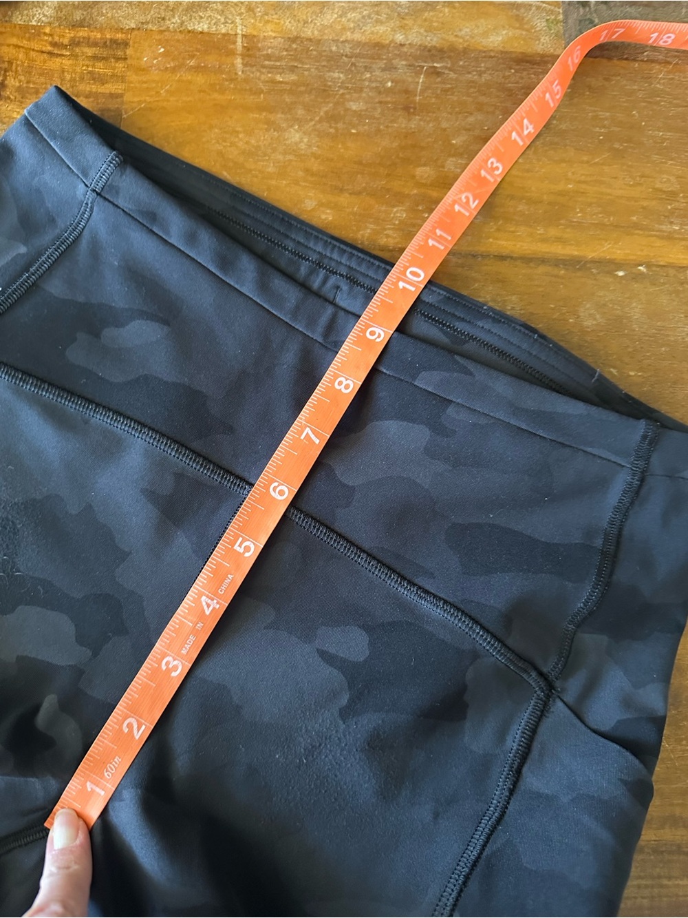 Lululemon Swift Speed HR Crop 21"L *Luxtreme Four Way Stretch Size 6 H3DC 77077 - Picture 7 of 13